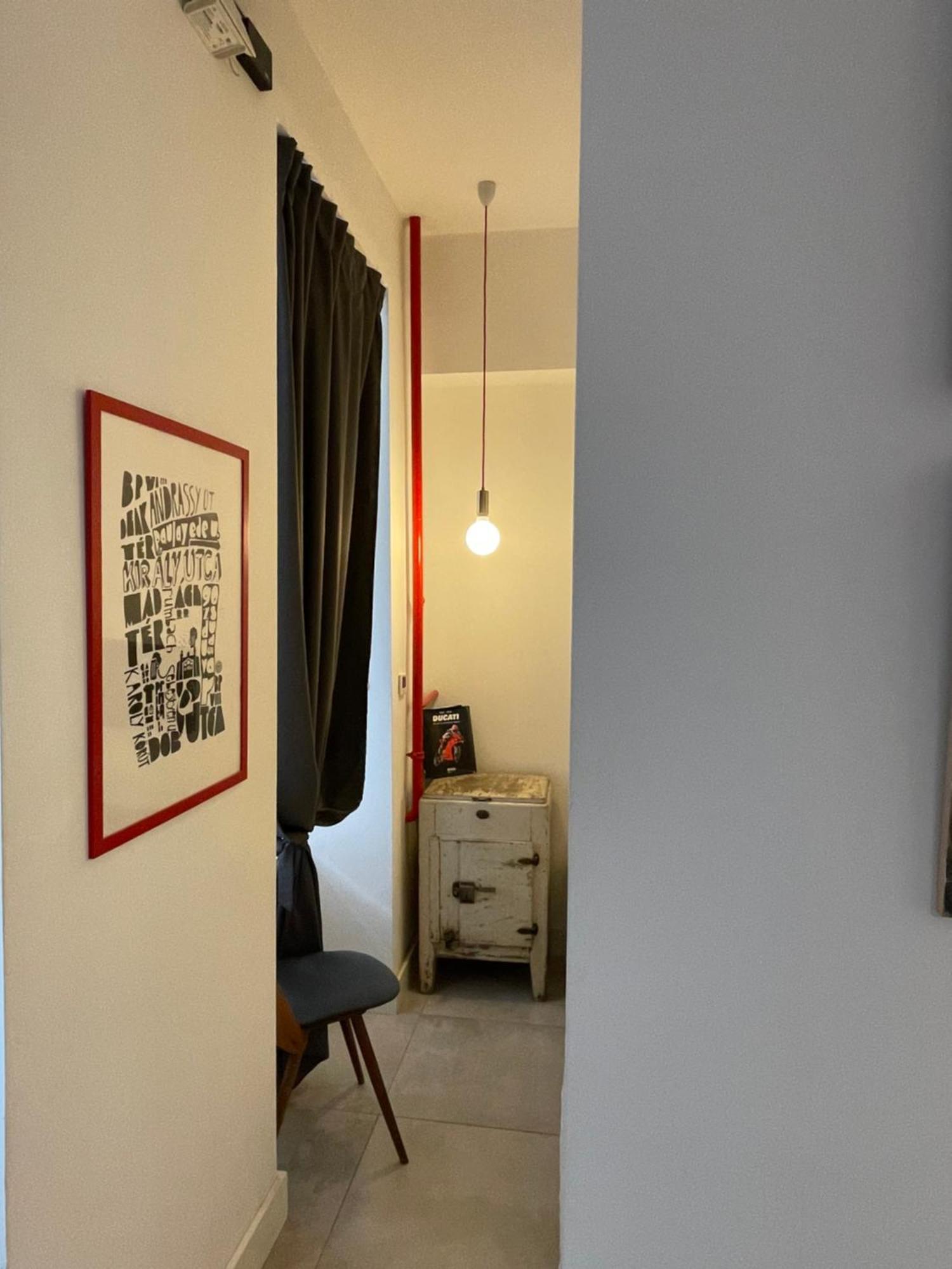 Stylish Studios Apartment In The City Center With Air Conditioning Budapest Exterior photo